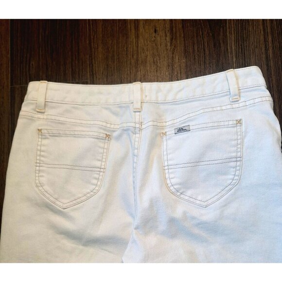 💙 LL Bean Jeans - Picture 8 of 8